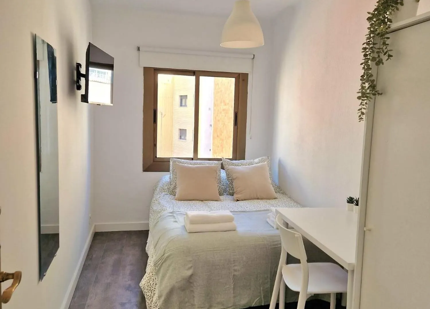 הוספיטלט דה יוברגאט Habitacion Privada En Hospitalet ספרד